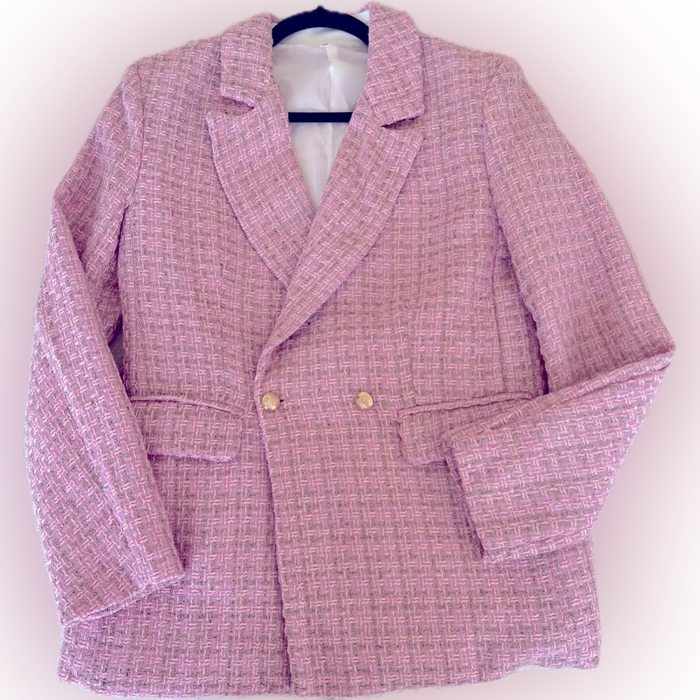 Pink and gold trendy blazer, fully lined, great condition. Legally blonde vibe.